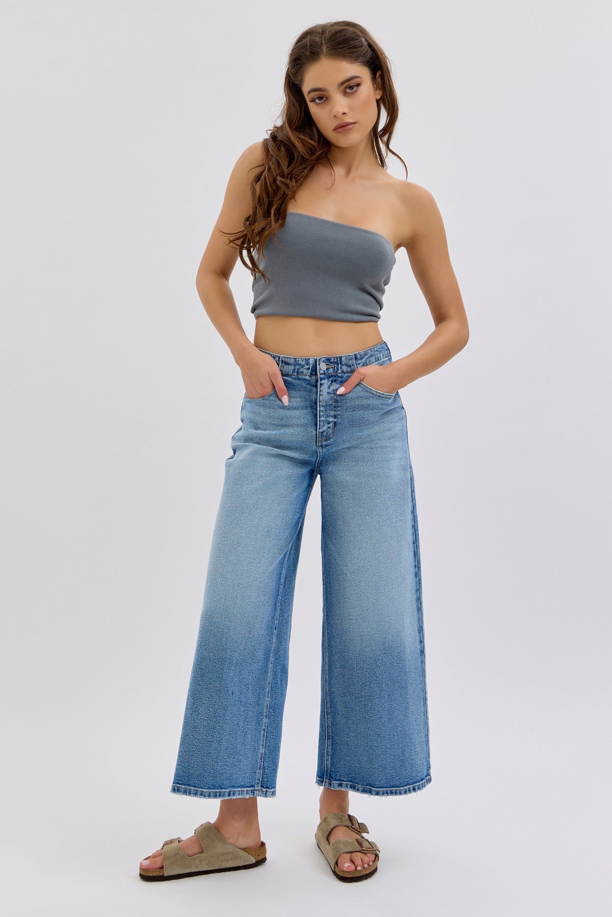 Sarai High Rise Wide Legs Jeans