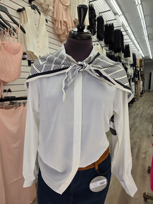 Karla Blouse